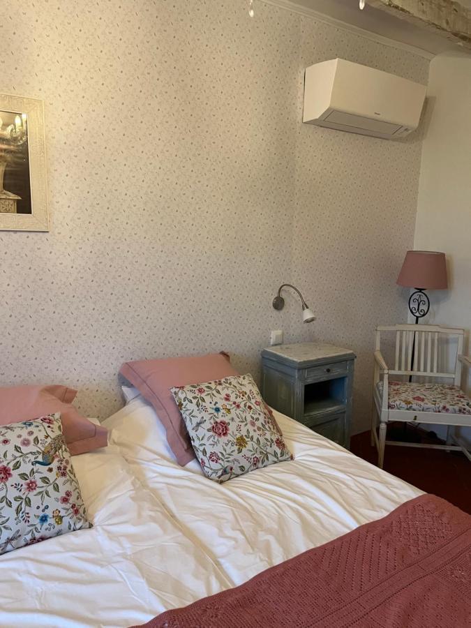 Bed and Breakfast Mas Lou Parpaioun Crestet Екстер'єр фото